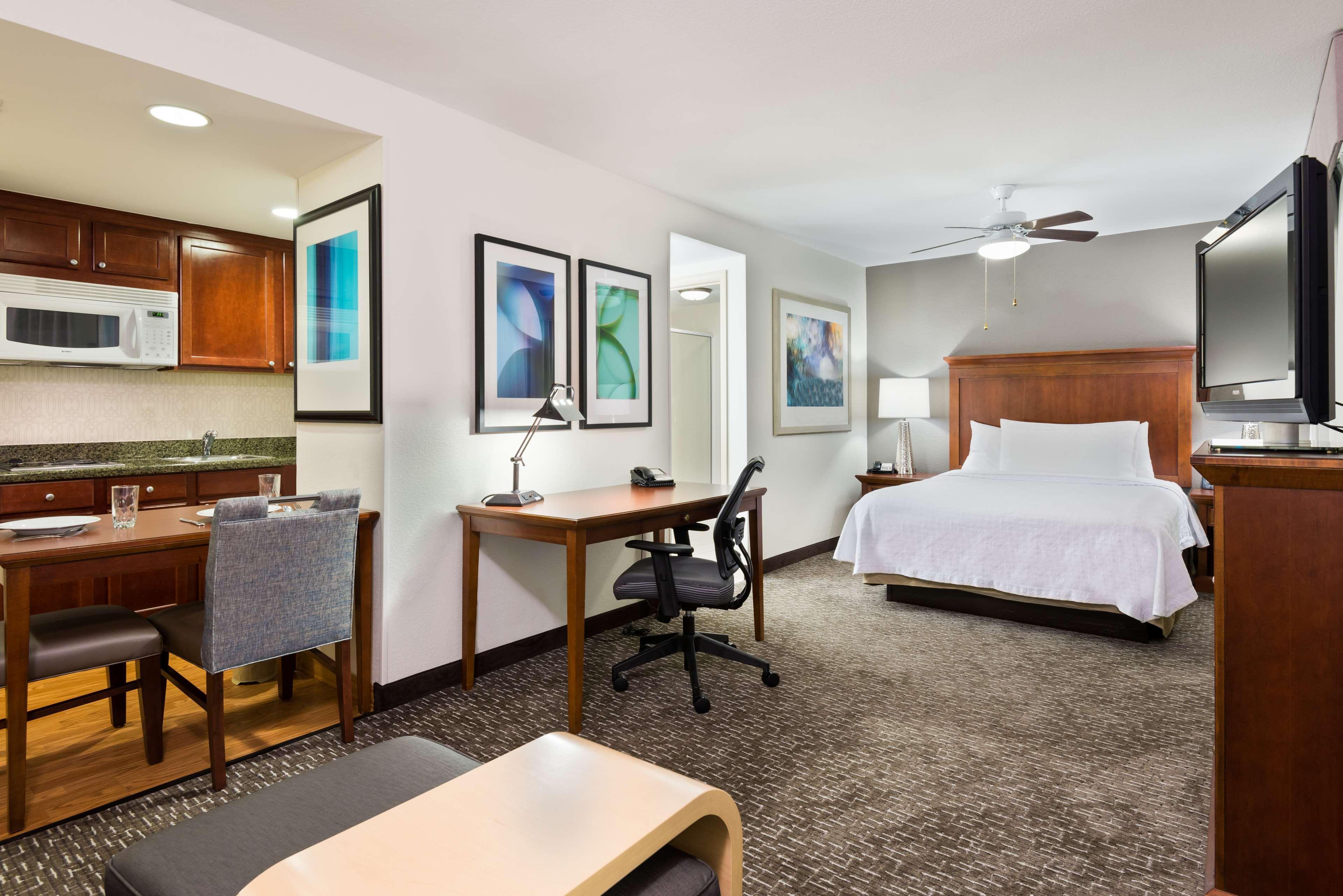 Homewood Suites By Hilton Jacksonville-South/St. Johns Ctr. Exterior photo